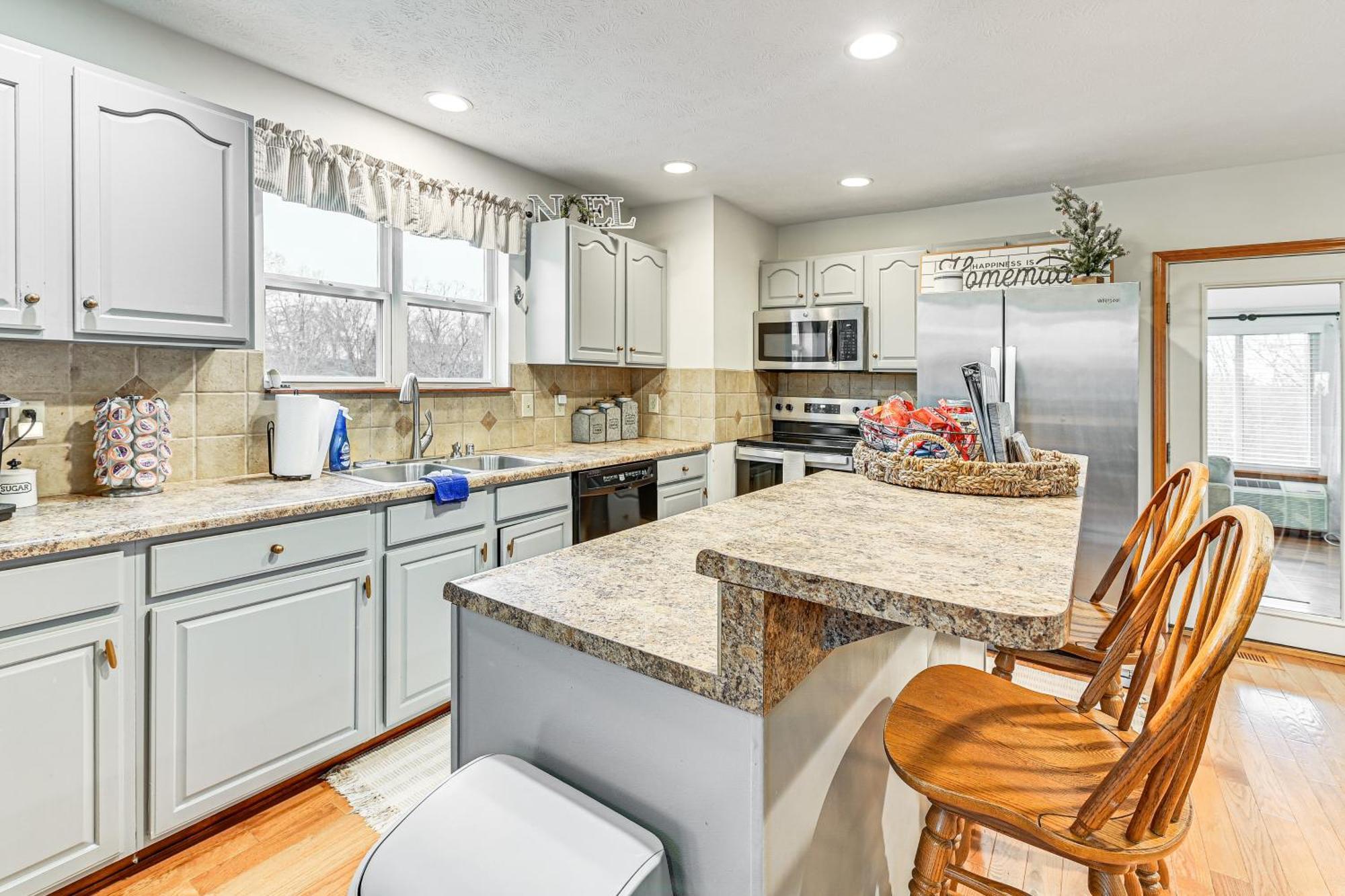Вилла Williamstown Gem With Private Pool And Hot Tub! Экстерьер фото